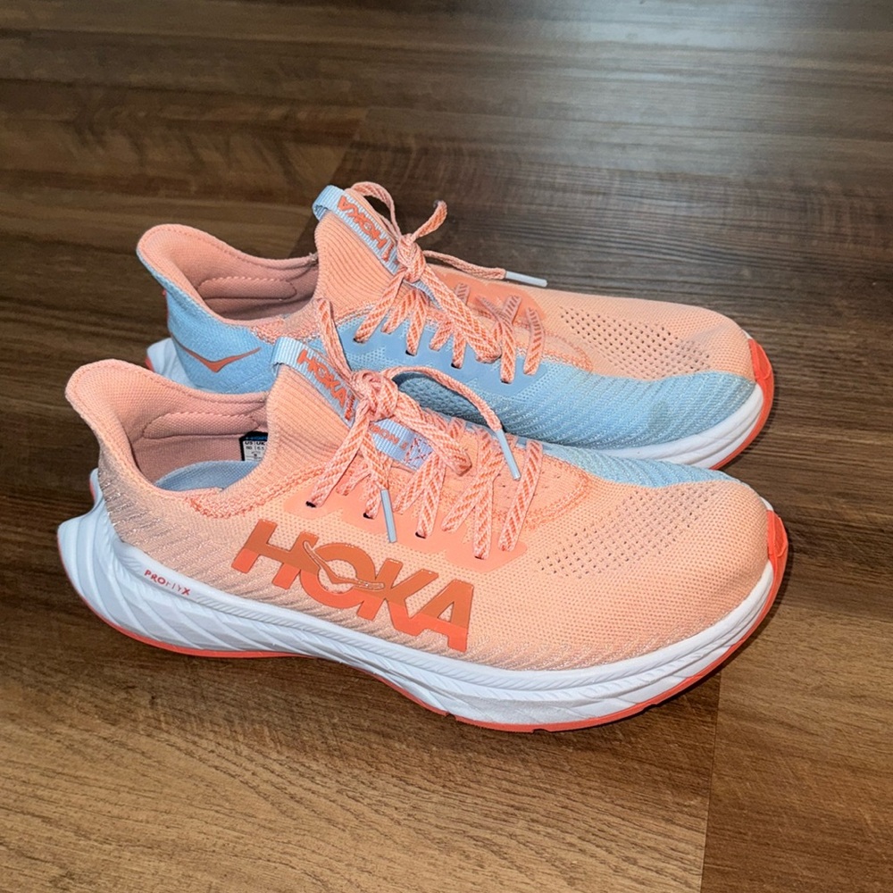 Hoka carbon x